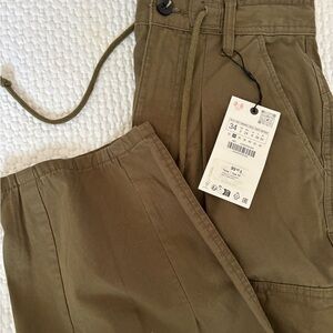 NEW Zara Cargo Pants - Olive green
